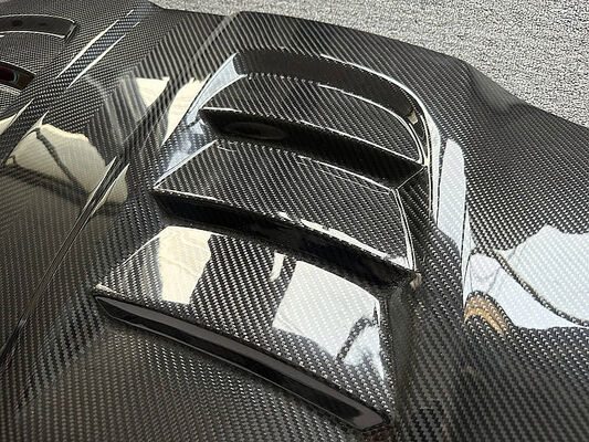 High-Quality Carbon Fiber Engine Hood for BMW 4 Series G22 G26 with CNC Machine Moulding and 3M Tapes or Screws Installation